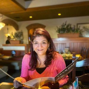 Meet your Posher, Cindy